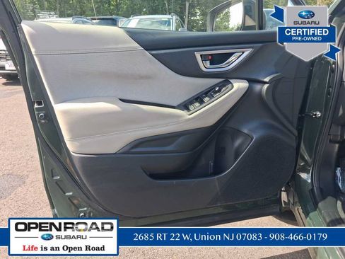 Used 2023 Subaru Forester Premium AWD/4WD image 30
