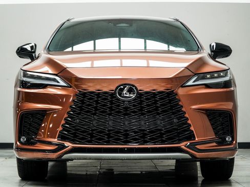 Used 2024 Lexus RX 500h F Sport image 8