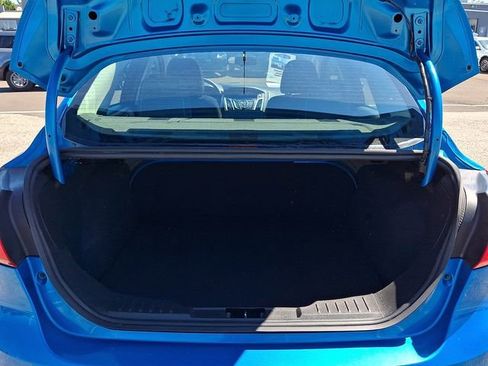 Used 2014 Ford Focus SE FWD image 27
