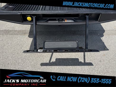 Used 2016 Ford F150 Lariat w/ Equipment Group 502A Luxury AWD/4WD image 35