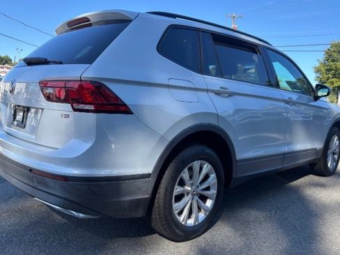 Used 2018 Volkswagen Tiguan S FWD image 4