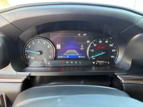 Used 2024 Ford Explorer Limited AWD/4WD image 14