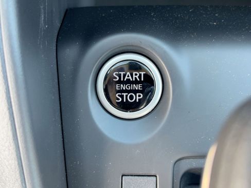 New 2025 Nissan Kicks Play S image 24