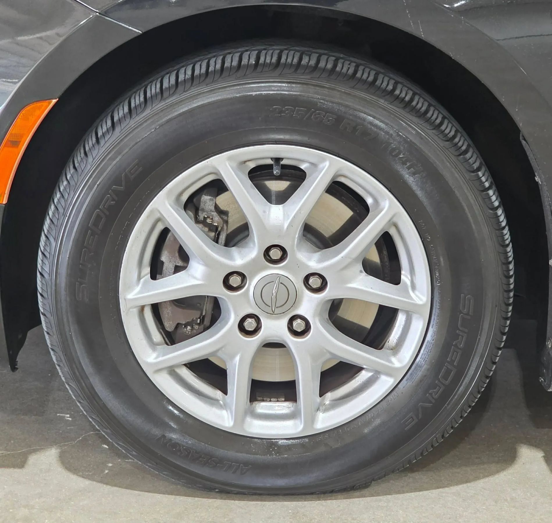 Used 2017 Chrysler Pacifica Touring FWD image 31