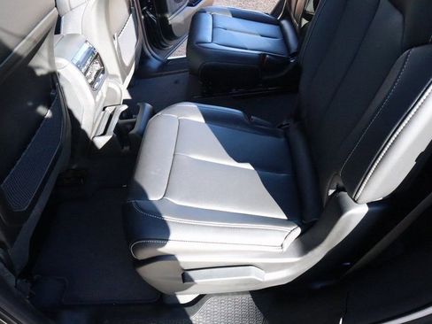 New 2025 Jeep Grand Cherokee L Limited AWD/4WD image 13