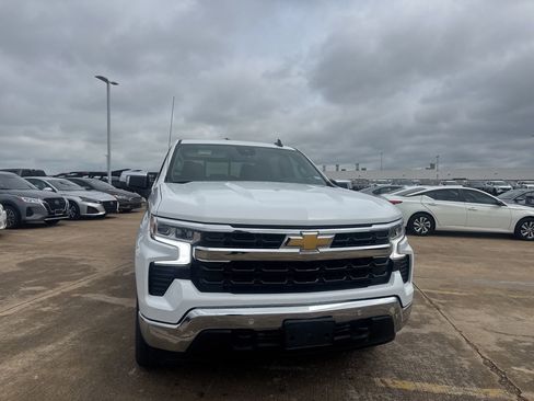 Used 2025 Chevrolet Silverado 1500 LT w/ Texas Edition Plus RWD image 3