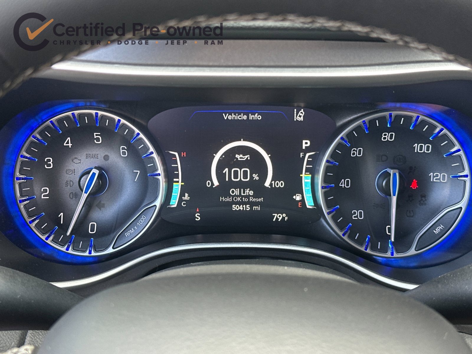 Used 2024 Chrysler Pacifica Touring-L FWD image 26