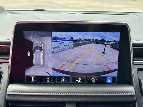 Used 2021 GMC Yukon AT4 w/ AT4 Premium Plus Package AWD/4WD image 51
