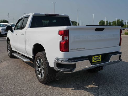 Used 2023 Chevrolet Silverado 1500 LT w/ Protection Package AWD/4WD image 8