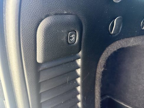 Used 2019 Jeep Grand Cherokee Limited image 57