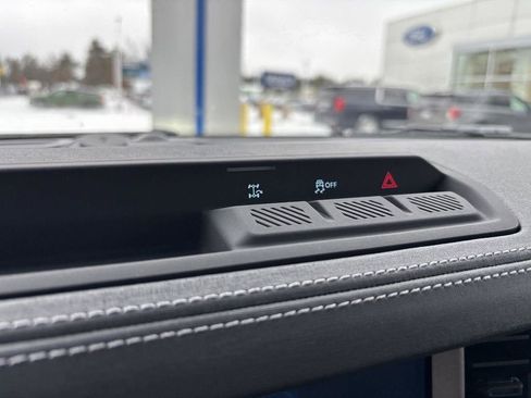 New 2025 Ford Bronco Outer Banks image 23