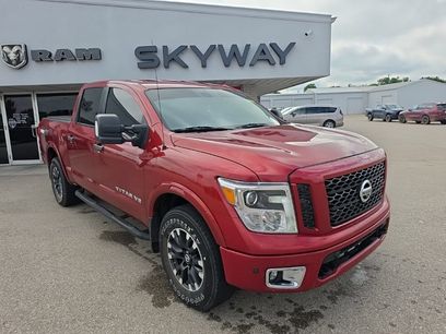 Used 2019 Nissan Titan PRO-4X w/ Pro-4x Convenience Package