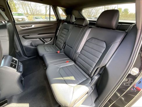 New 2026 Volkswagen Atlas Cross Sport SEL image 15