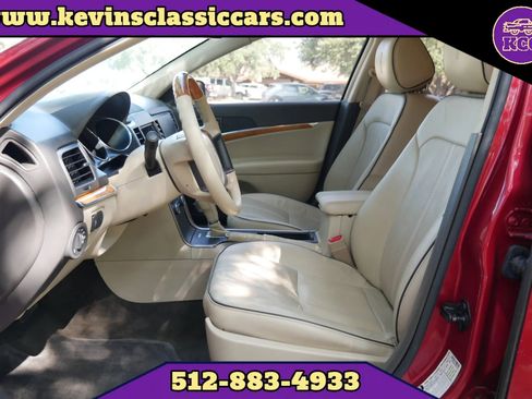 Used 2012 Lincoln MKZ image 10