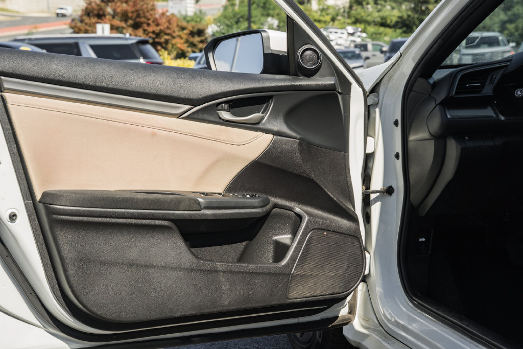 Used 2018 Honda Civic EX image 31