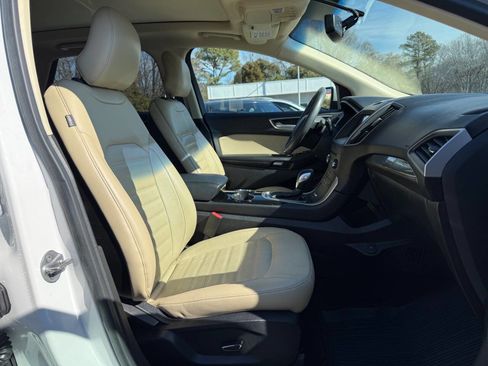 Used 2017 Ford Edge SEL w/ Equipment Group 201A image 13