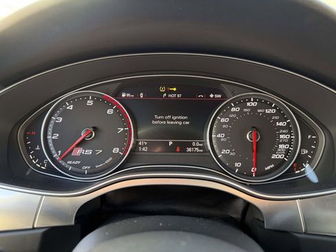 Used 2016 Audi RS 7 Prestige image 30