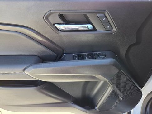 Used 2023 Chevrolet Colorado LT w/ LT Convenience Package image 17