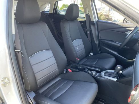 Used 2017 MAZDA CX-3 Sport image 9