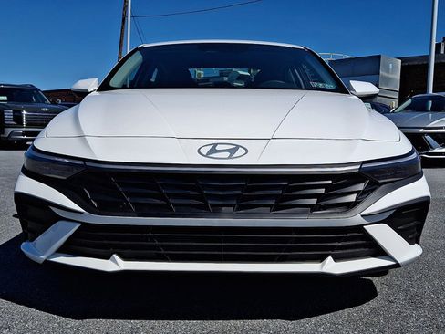 New 2026 Hyundai Elantra Blue image 2