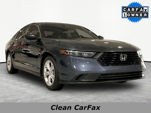 Certified 2025 Honda Accord LX image 3
