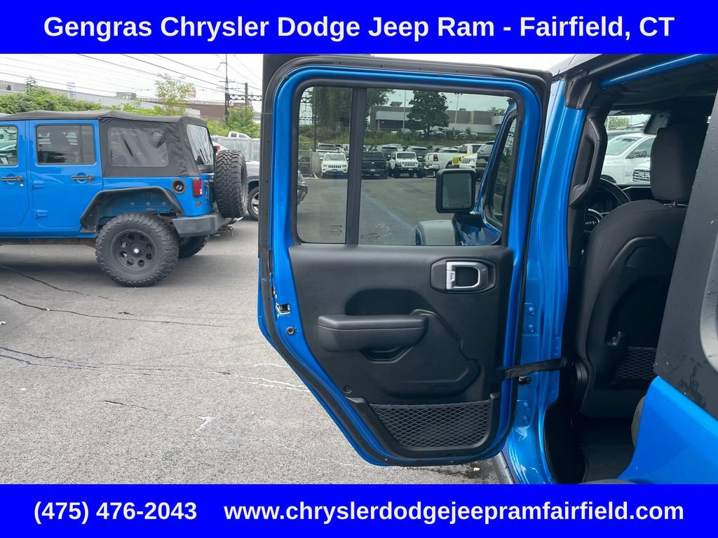 Certified 2025 Jeep Wrangler Unlimited Rubicon 4xe w/ Safety Group AWD/4WD image 40
