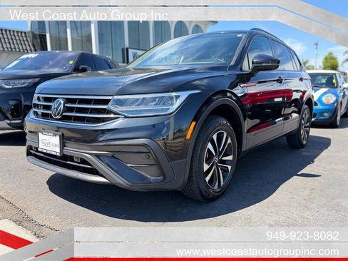 Used 2022 Volkswagen Tiguan S image 1