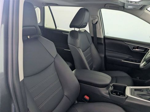 Used 2024 Toyota RAV4 XLE Premium FWD image 37