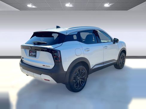 New 2026 Nissan Kicks SR w/ SR Premium Package image 9