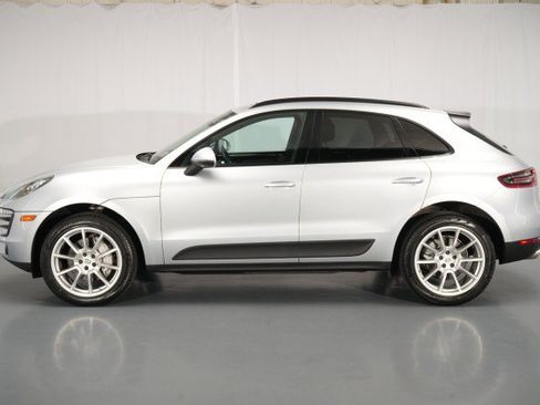 Used 2018 Porsche Macan S AWD/4WD image 2