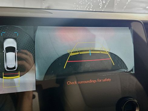 Used 2024 Lexus RX 350 Premium w/ Accessory Package (Z1) image 23