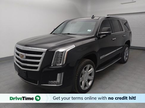 Used 2017 Cadillac Escalade Luxury image 1