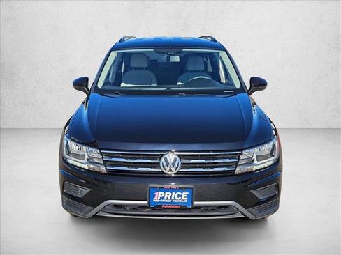 Used 2021 Volkswagen Tiguan S image 2