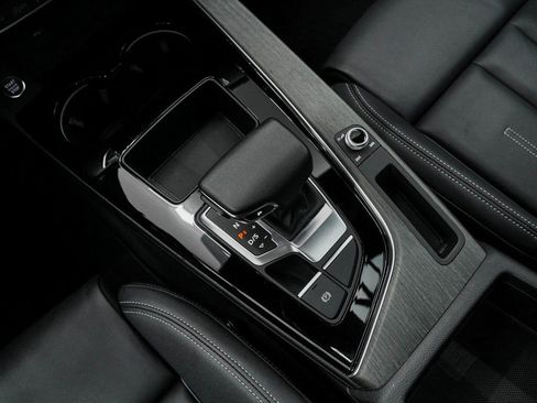 Used 2023 Audi A4 2.0T Premium w/ Convenience Package image 29