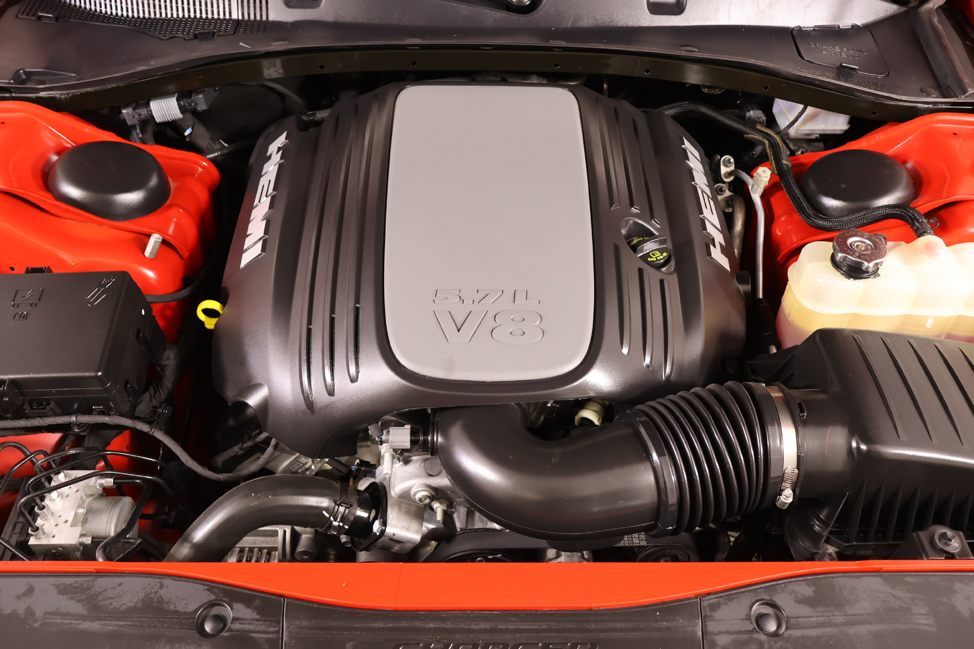 Used 2023 Dodge Charger R/T w/ Plus Group RWD image 18