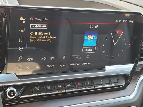 Used 2025 GMC Sierra 2500 SLT w/ SLT Premium Package image 44