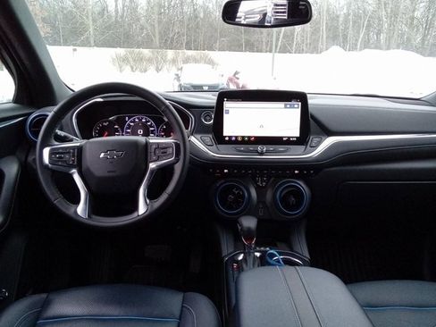 Used 2024 Chevrolet Blazer RS w/ Enhanced Convenience Package image 7