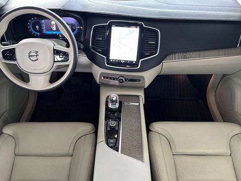 Certified 2023 Volvo XC90 T8 Ultimate w/ Protection Package Premier image 4