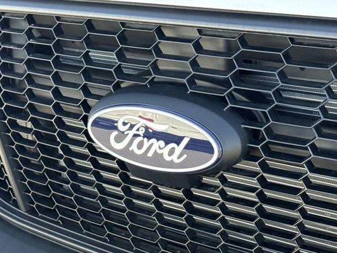 New 2026 Ford Transit 250 148 Medium Roof w/ Load Area Protection Package image 24