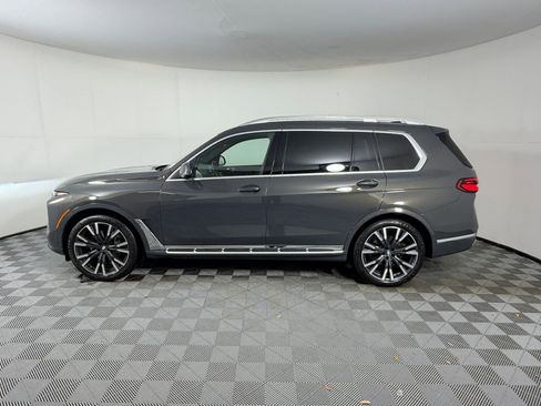 Certified 2024 BMW X7 xDrive40i w/ Executive Package AWD/4WD image 2
