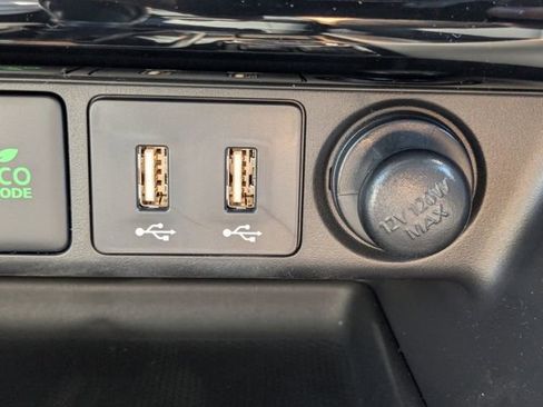 Used 2025 Mitsubishi Eclipse Cross SEL image 26