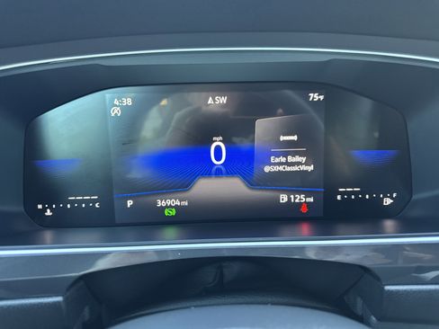 Used 2024 Volkswagen Tiguan SE R-Line image 20