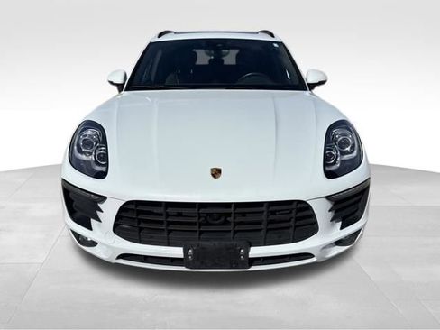 Used 2018 Porsche Macan image 8