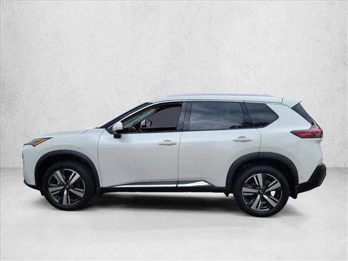 Used 2023 Nissan Rogue SL w/ SL Premium Package FWD image 8