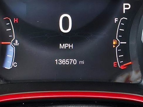 Used 2019 Jeep Compass Trailhawk AWD/4WD image 9