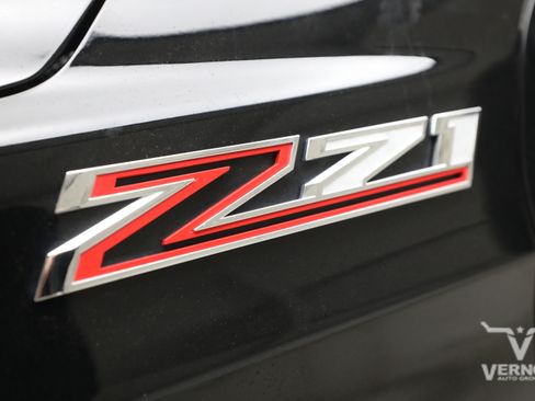 Used 2023 Chevrolet Tahoe Z71 w/ Z71 Off-Road Package AWD/4WD image 36