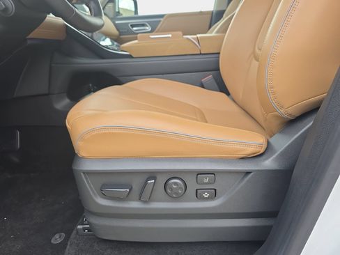 Certified 2025 INFINITI QX80 Sensory AWD/4WD image 28