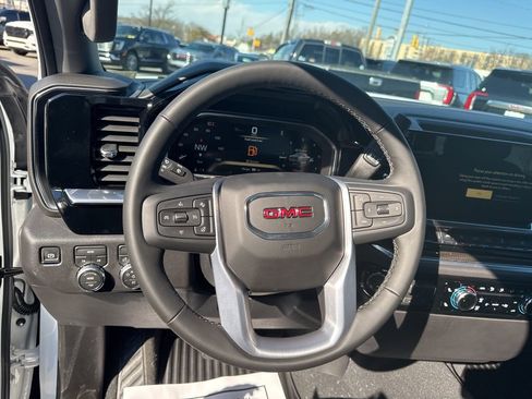 New 2026 GMC Sierra 1500 Elevation image 15