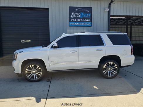 Used 2017 GMC Yukon Denali w/ Open Road Package AWD/4WD image 5