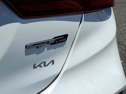 Used 2022 Kia Forte GT-Line w/ GT-Line Premium Package FWD image 14